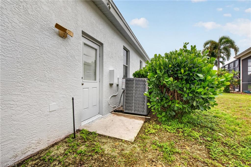 Peace of mind: new 5-Ton Trane A/C (2026) with a 10-year transferable warranty.