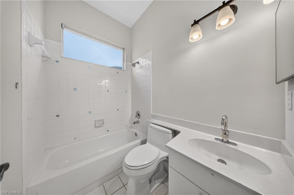 Refreshed full guest bath with tub/shower combo and updated fixtures.
