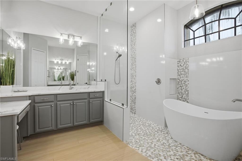 2400 SW 39th TER photo 25