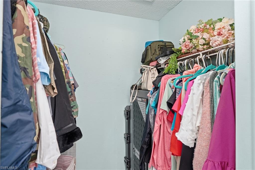 Walk in closet