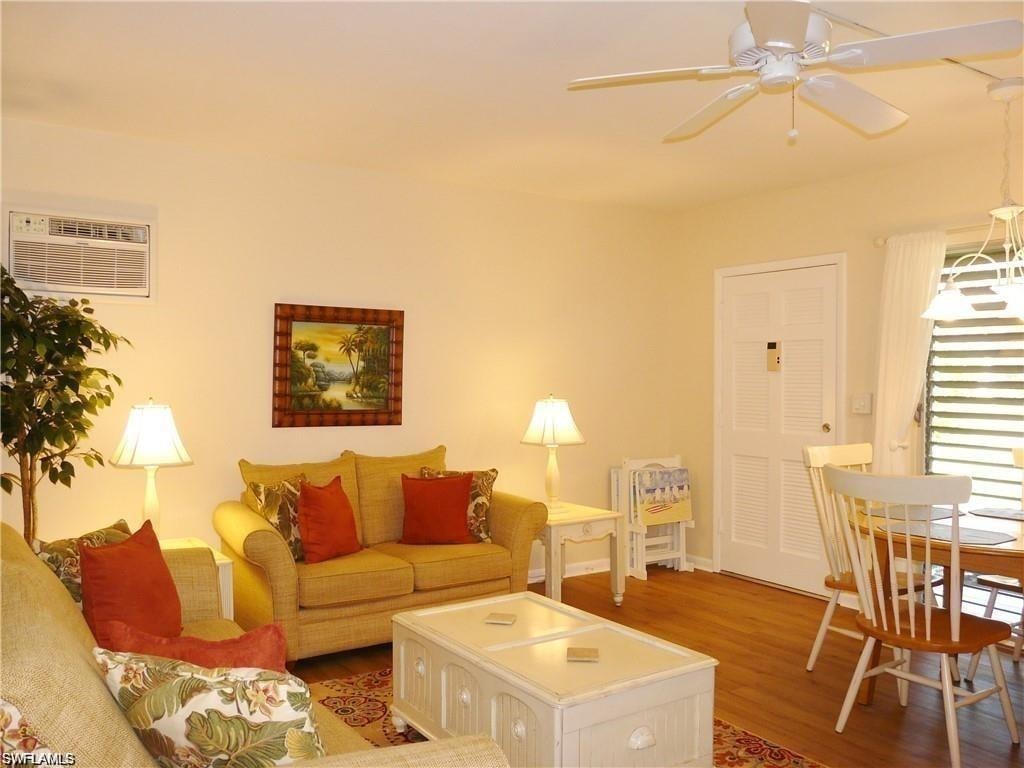 167 Collier BLVD L5