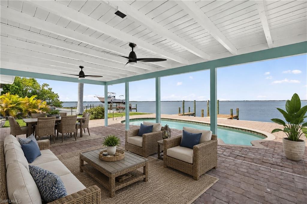 3 Bayview BLVD