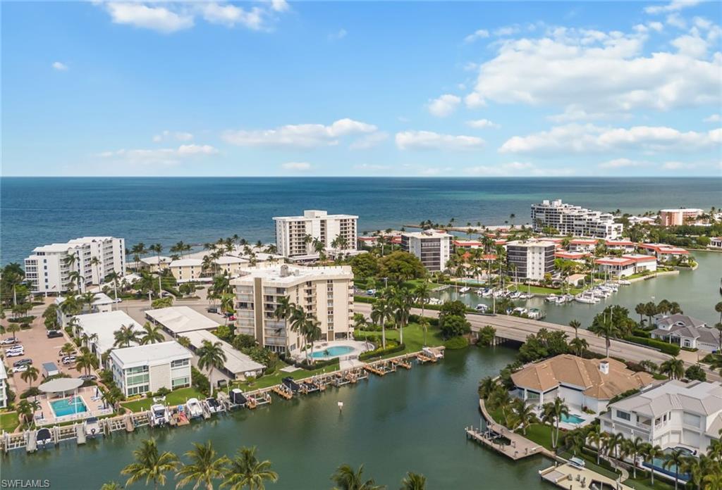 2150 Gulf Shore BLVD N 411 photo 25