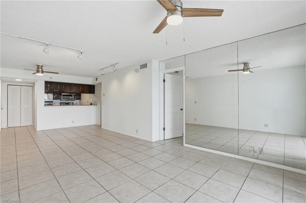 2885 Palm Beach BLVD 301
