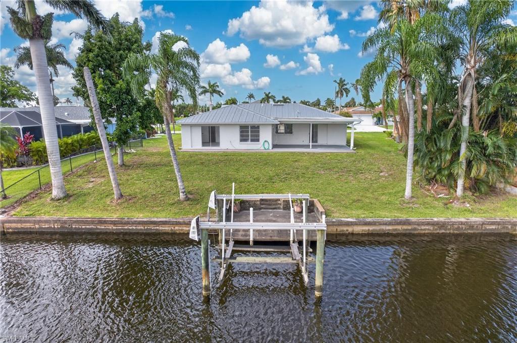 2031 SE 25th LN photo 6