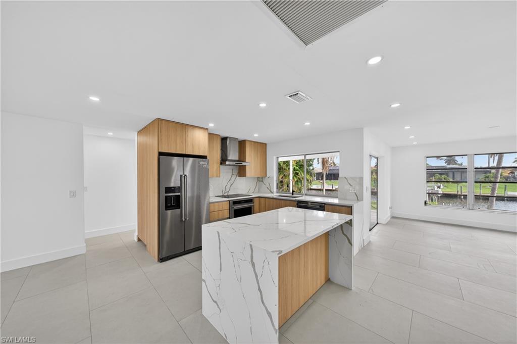 2031 SE 25th LN photo 13