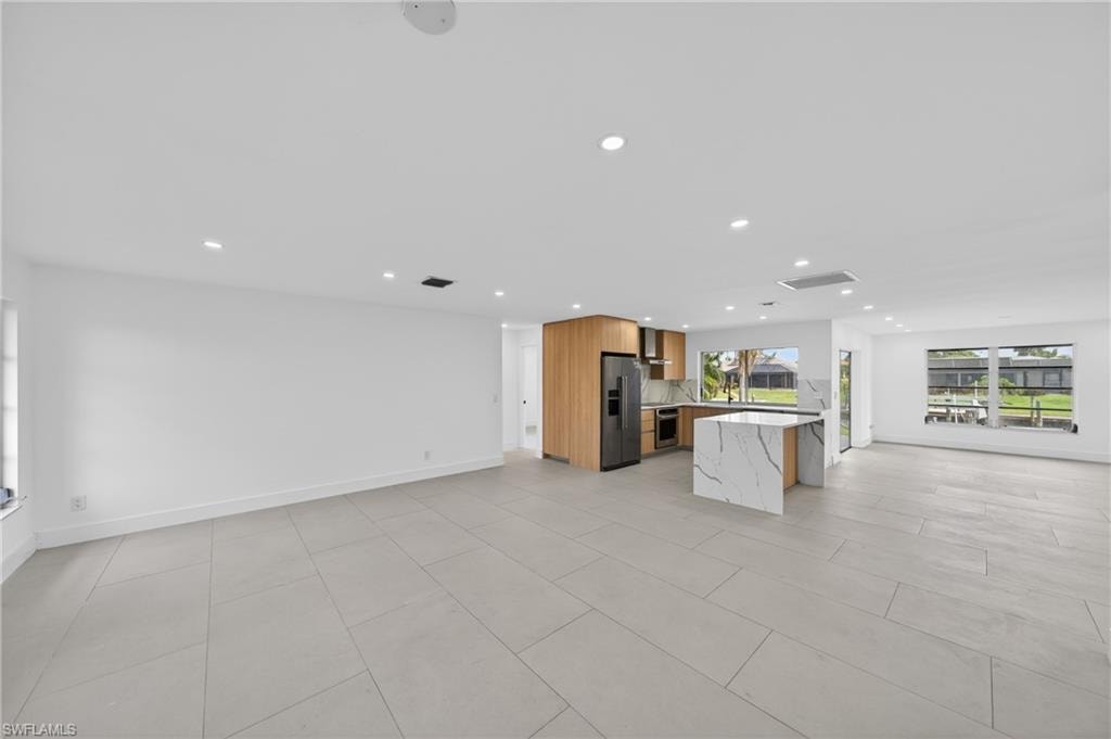 2031 SE 25th LN photo 9