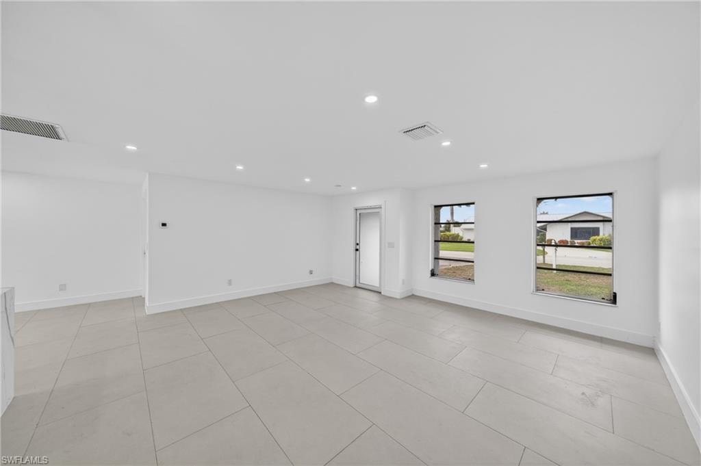2031 SE 25th LN photo 11