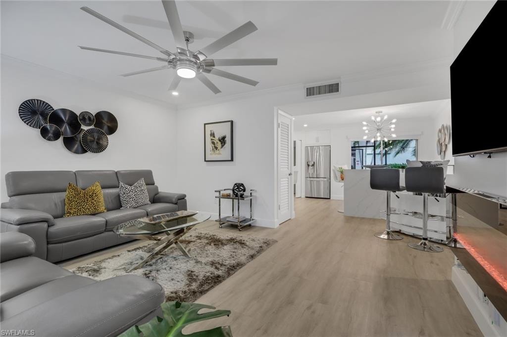 788 Park Shore DR E14