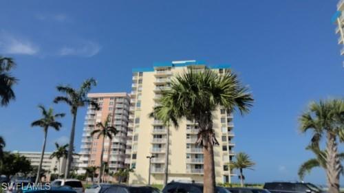 7360 Estero BLVD PH2 photo 16