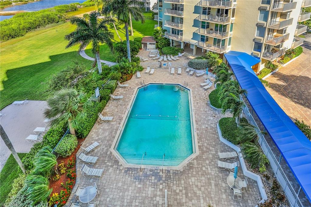 7360 Estero BLVD PH2 photo 14
