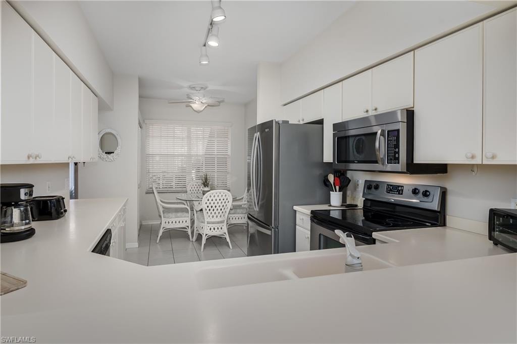 8085 Celeste DR 812 photo 13