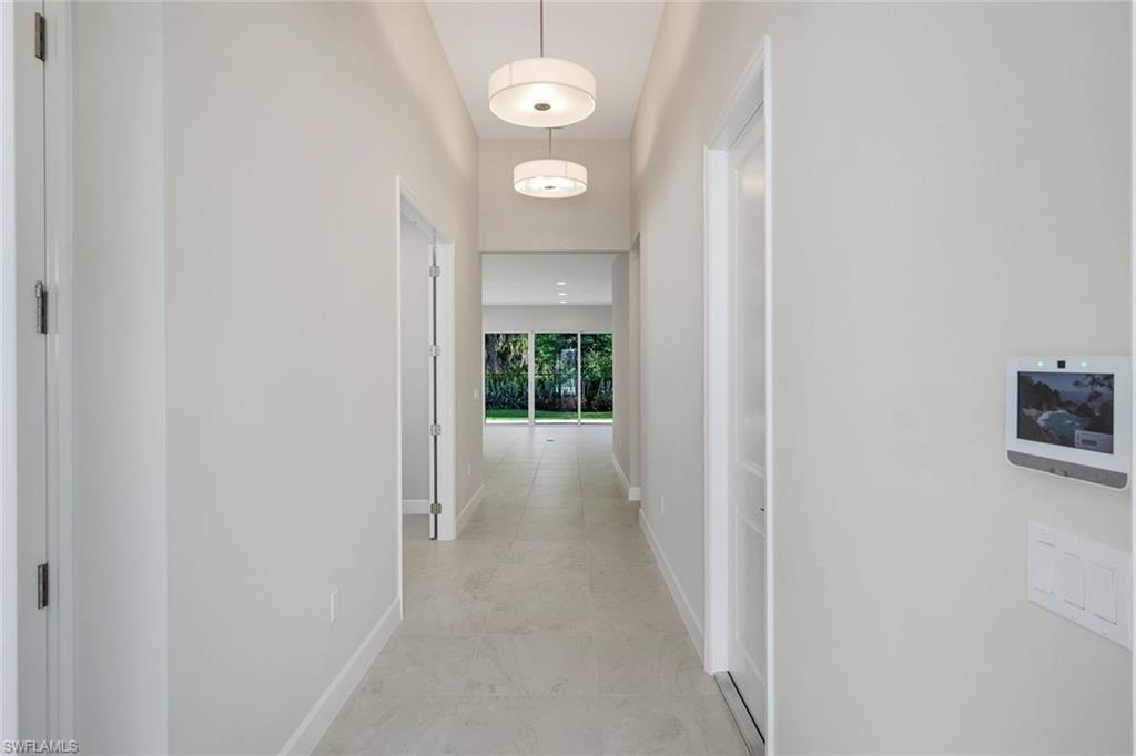 2565 Kingfisher DR