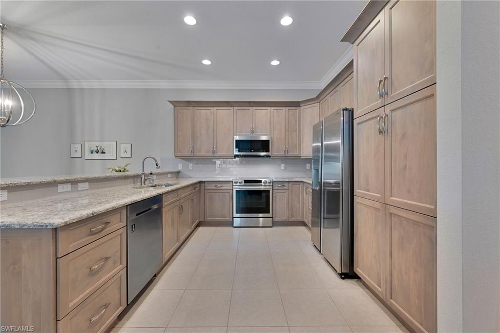 13322 Silktail DR photo 9