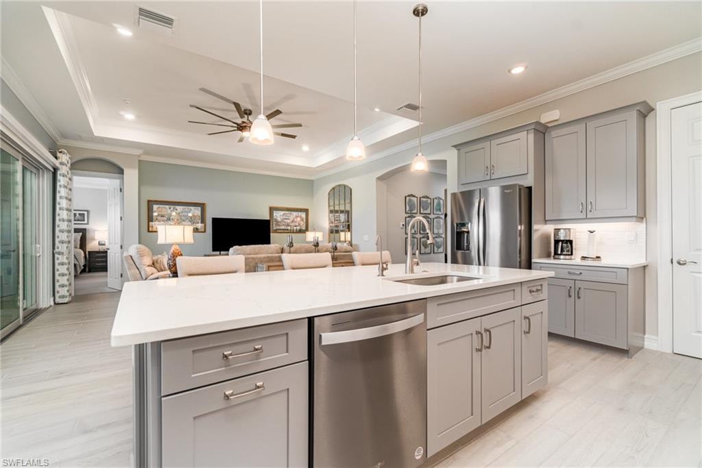 16813 Bay Island CT
