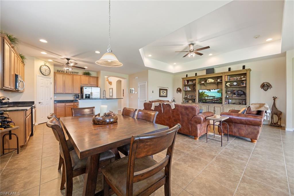 2466 Ashbury CIR photo 13