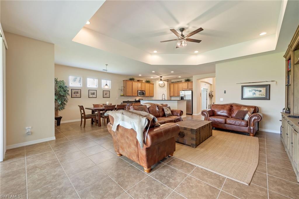 2466 Ashbury CIR photo 17