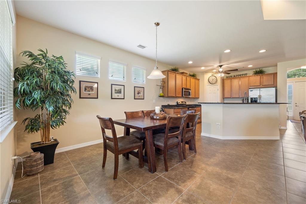 2466 Ashbury CIR photo 12