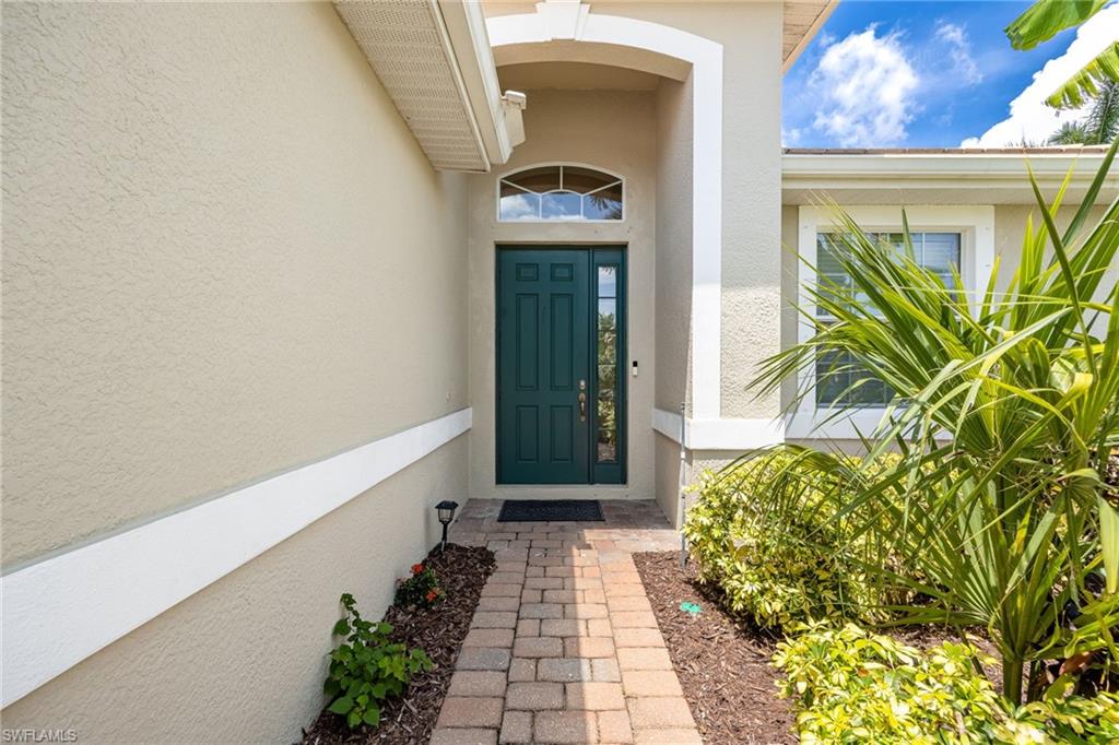 2466 Ashbury CIR