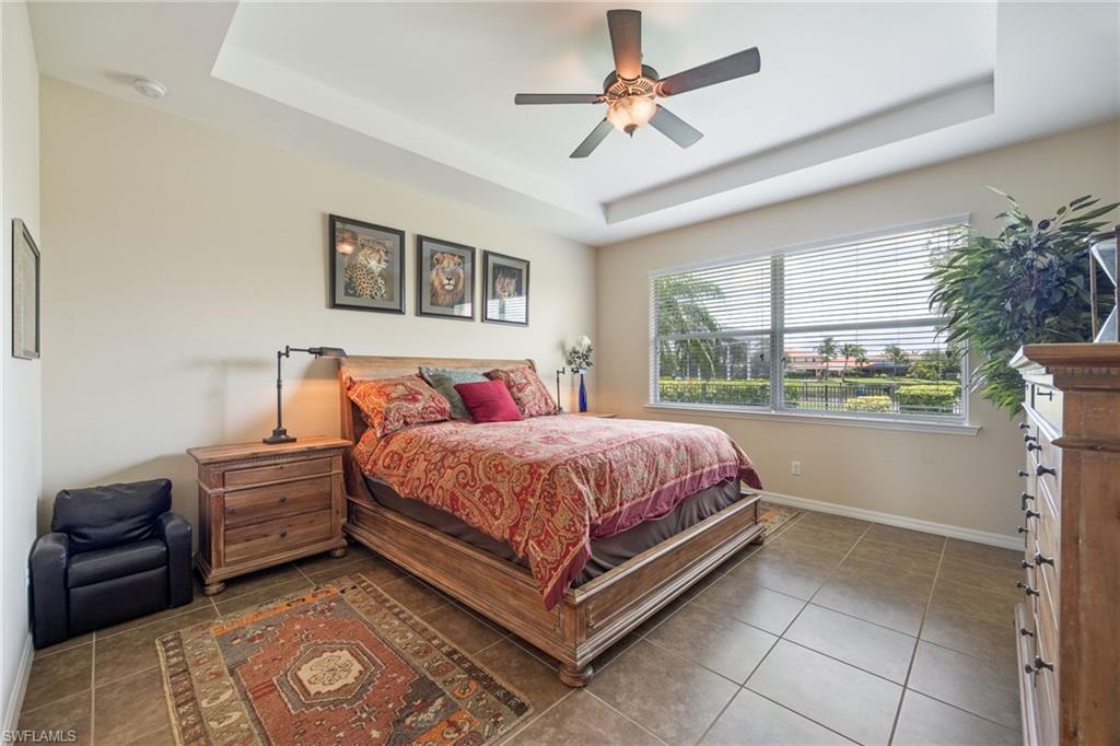 2466 Ashbury CIR photo 19