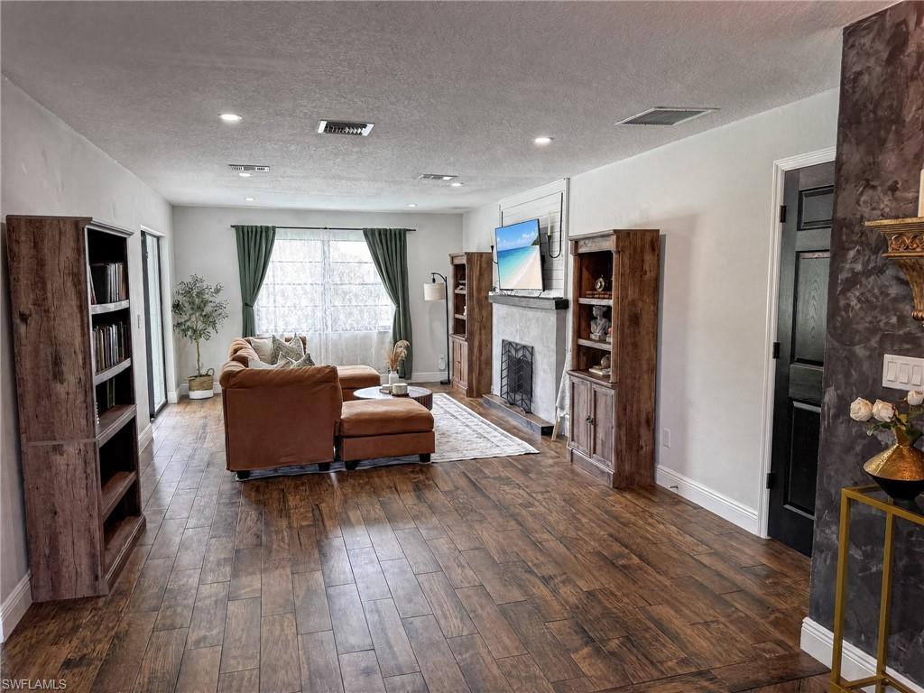 1019 Wyomi DR photo 20