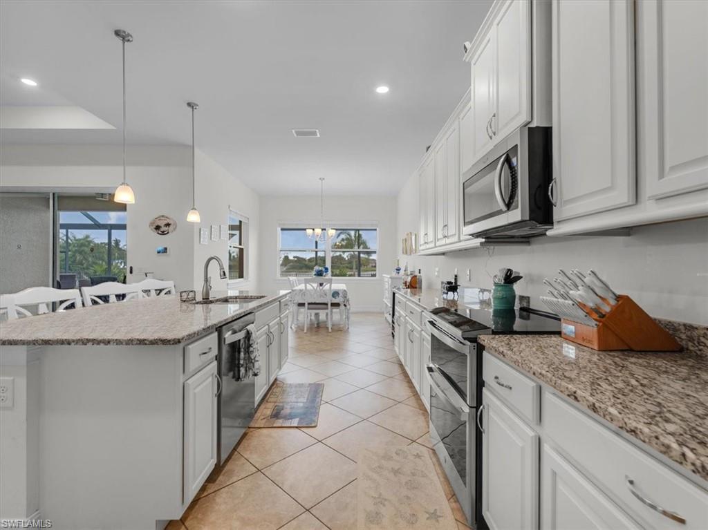 3271 Baravaldo CIR photo 12