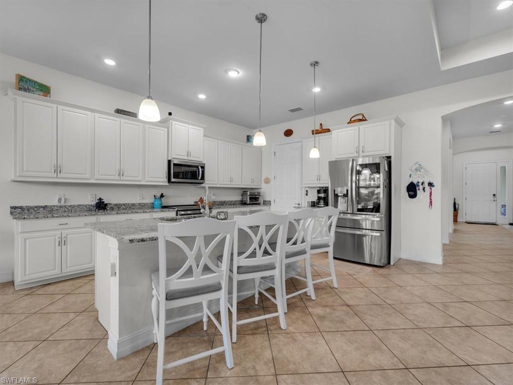 3271 Baravaldo CIR photo 7