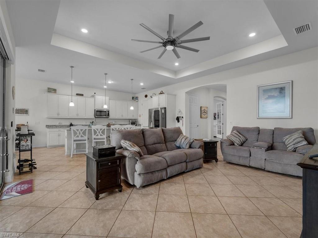 3271 Baravaldo CIR photo 11