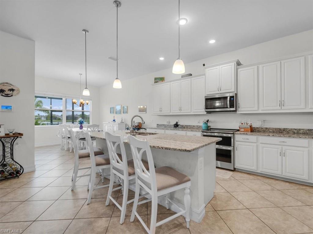 3271 Baravaldo CIR photo 8
