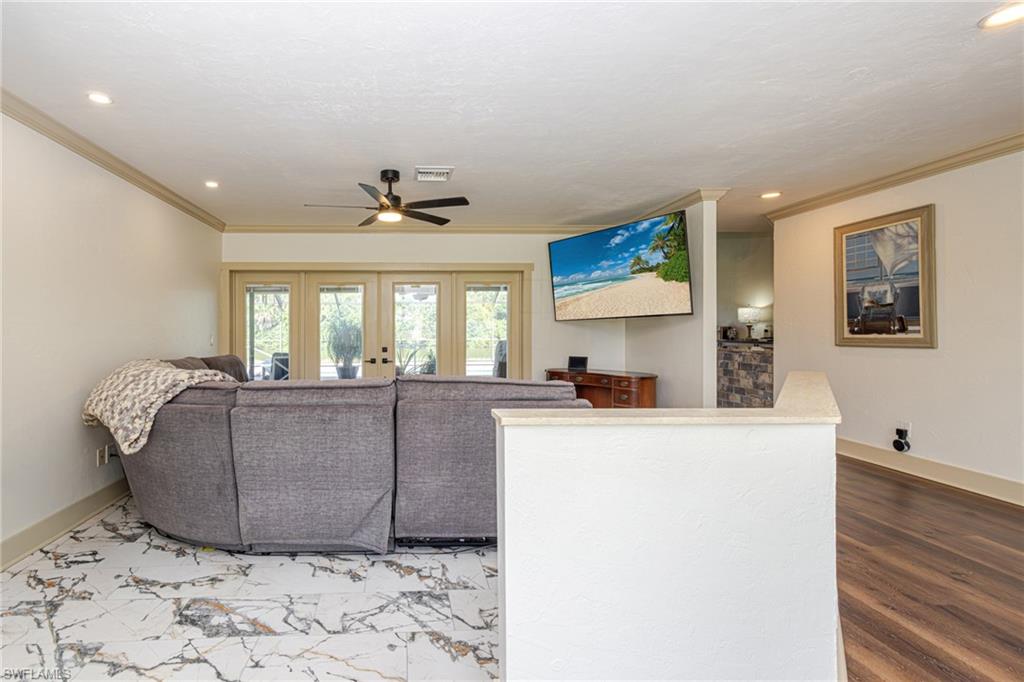 2507 LAKEVIEW DR photo 11