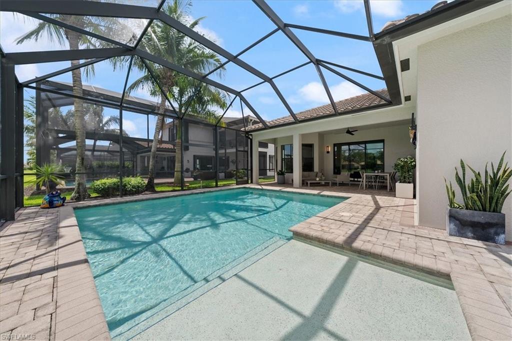 3264 Pacific DR photo 28