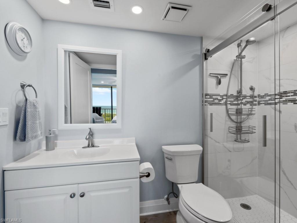 440 Seaview CT 1502 photo 12