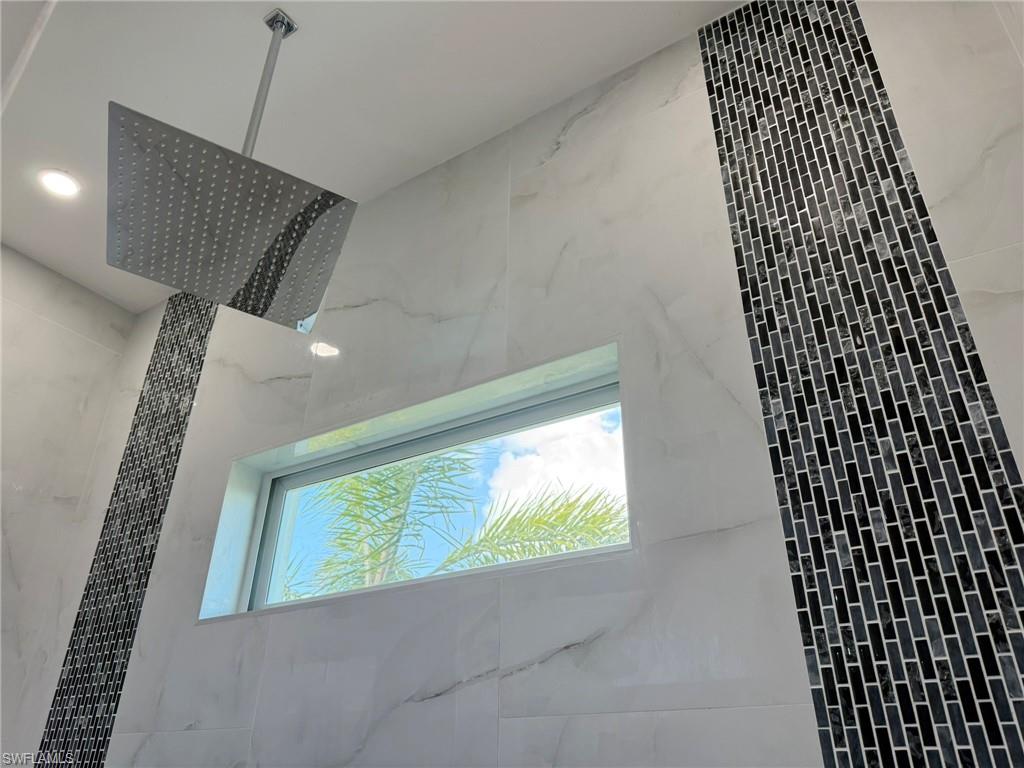 Main Bathroom with Two Shower Heads