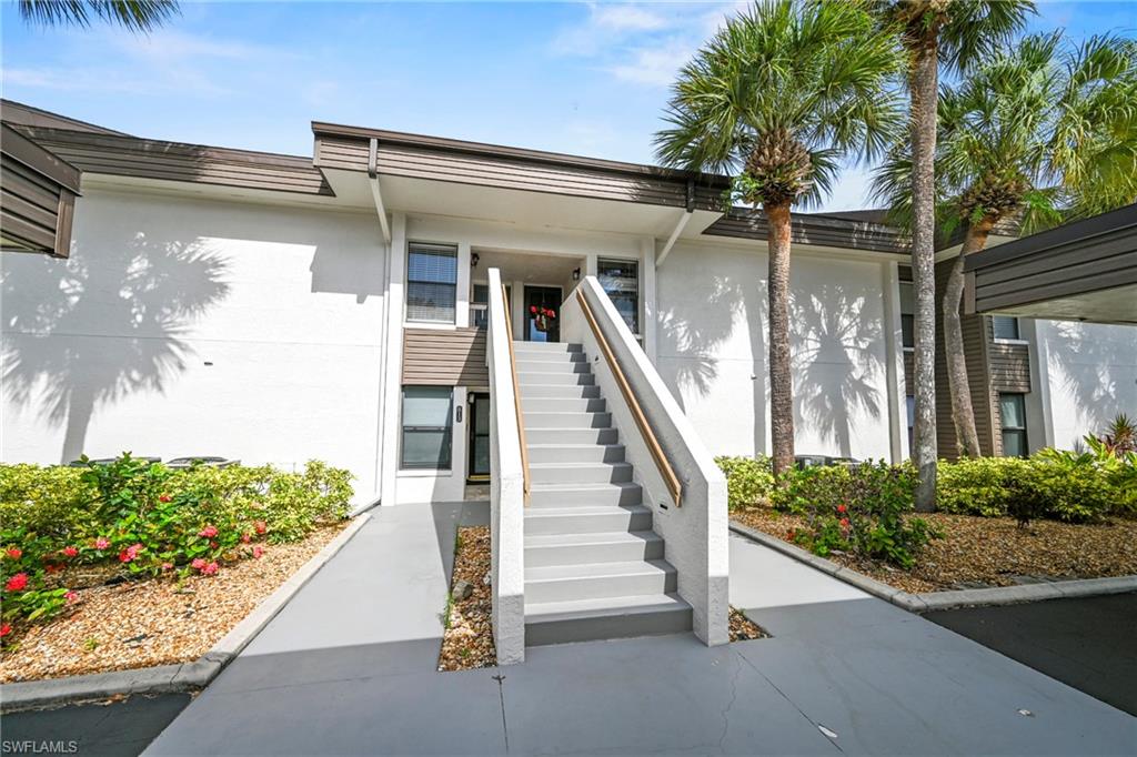 5830 Trailwinds DR 824 photo 26
