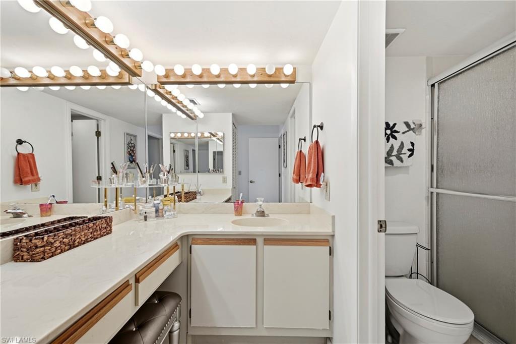 5830 Trailwinds DR 824 photo 22