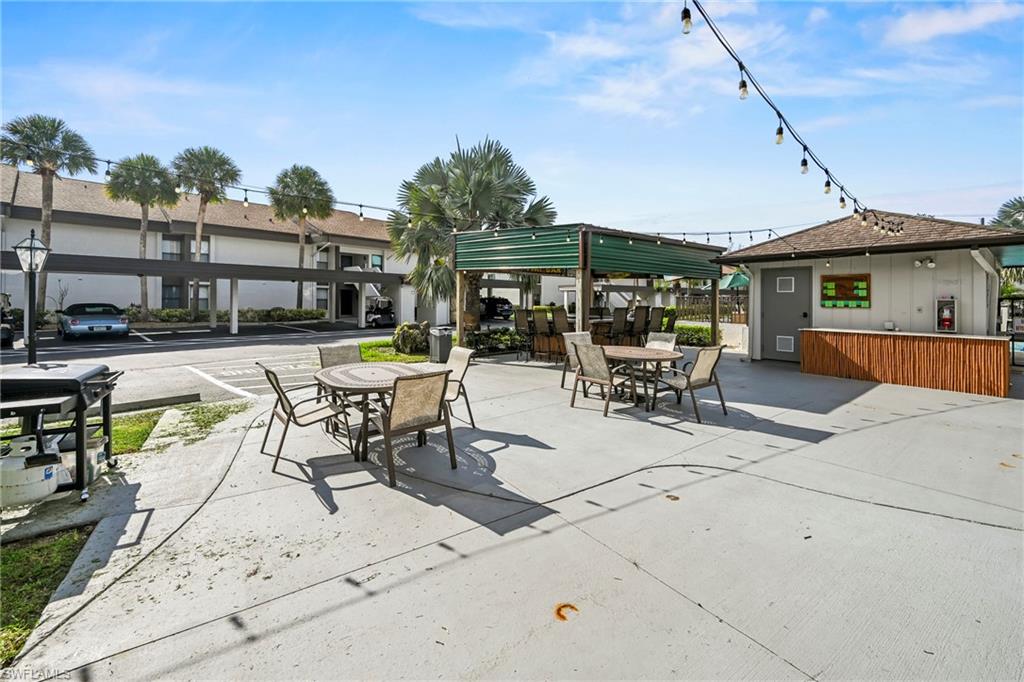 5830 Trailwinds DR 824 photo 32