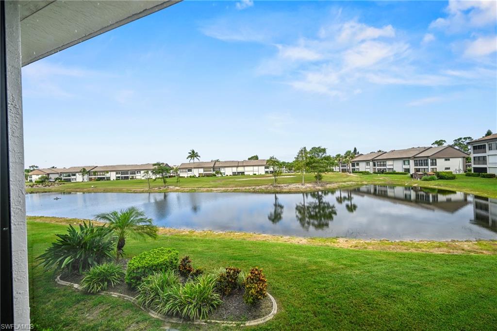 5830 Trailwinds DR 824 photo 14