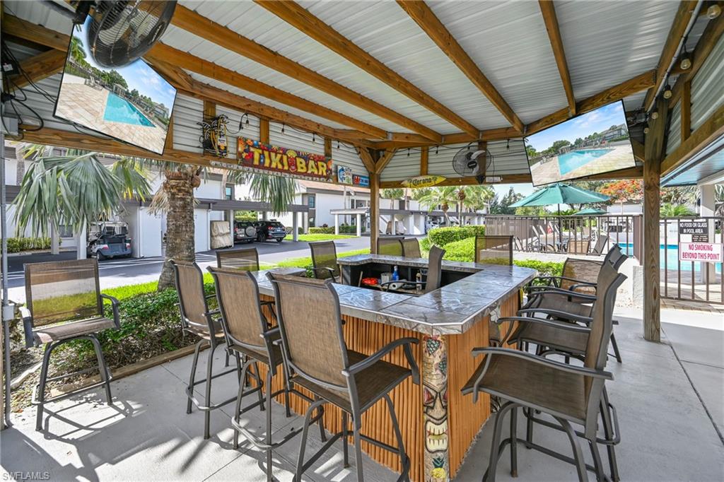 5830 Trailwinds DR 824 photo 31