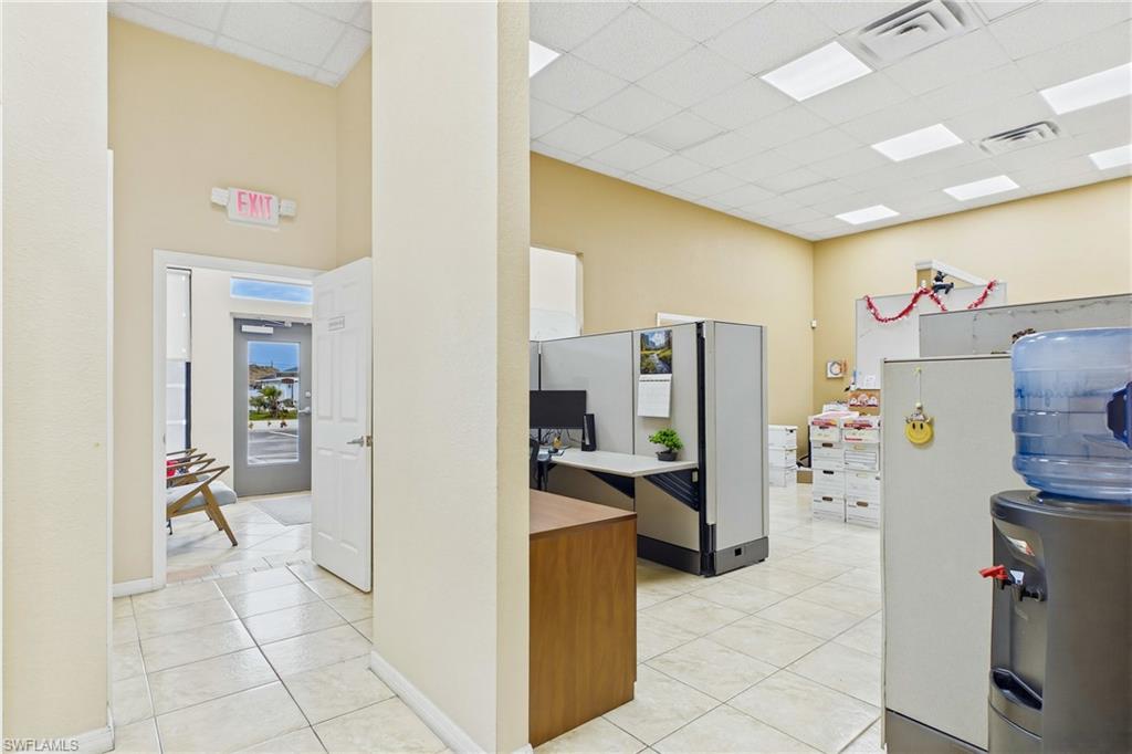 Functional office layout designed to maximize productivity and workflow.