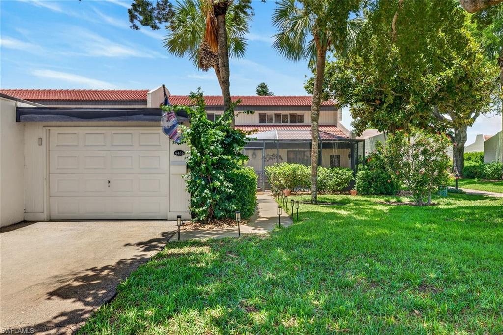 3/3 End Unit Private Garage