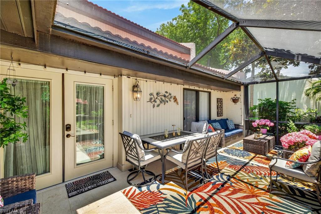 Great screened in space to enjoy the outdoors