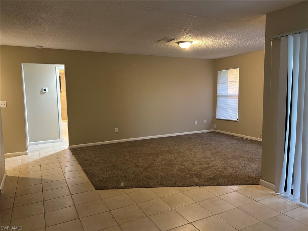 405 SW 43rd LN photo 6