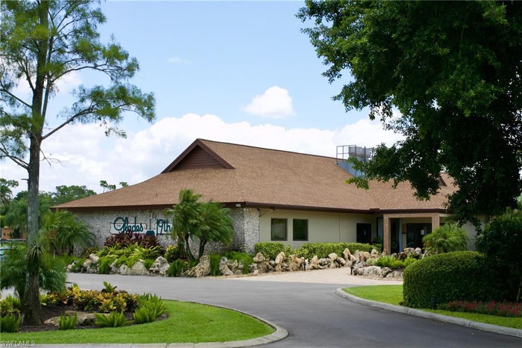 19th Hole Restaurant onsite next to the main pool - good for dining in or carry out.