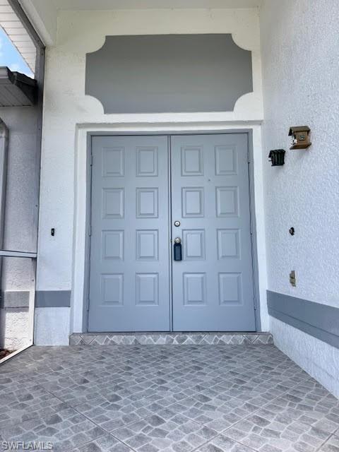 910 SW 3rd AVE