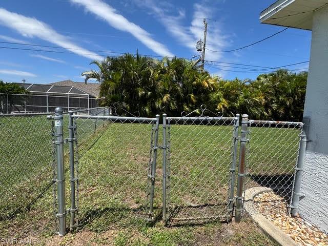 910 SW 3rd AVE photo 31