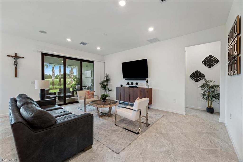 5644 Celebration DR photo 9