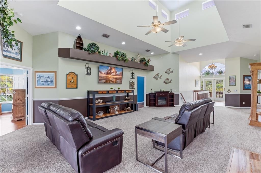 4692 Spring Creek DR photo 8