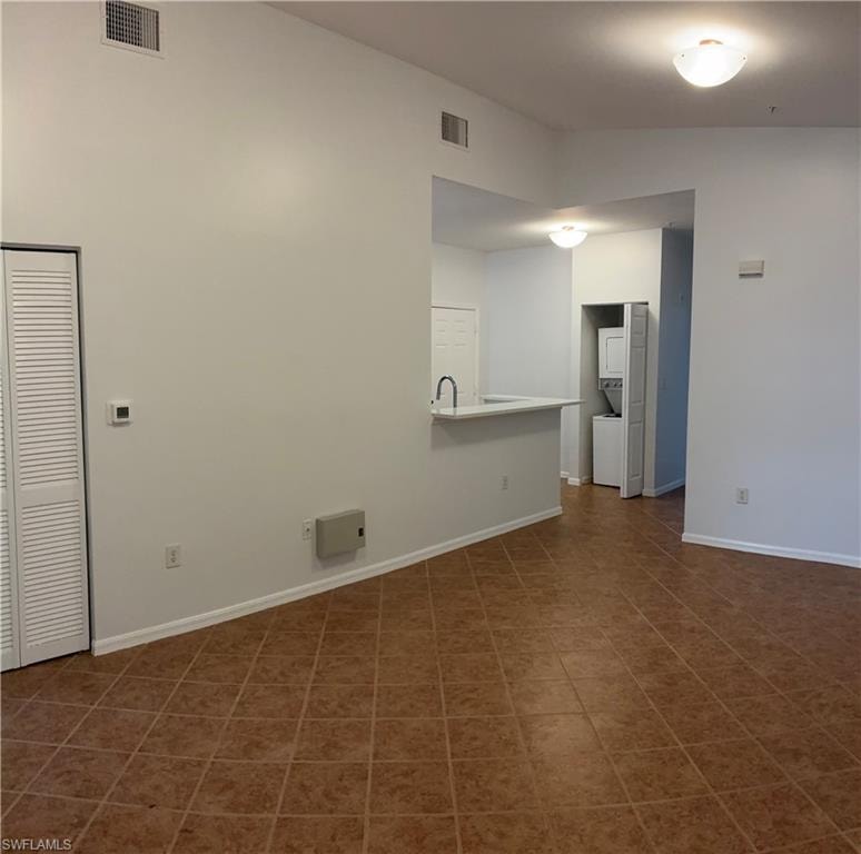 looking towards kitchen and laundry