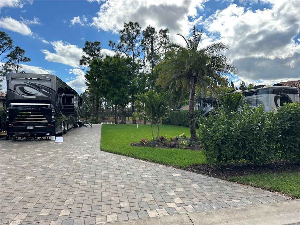 13881 Golden Palms CIR