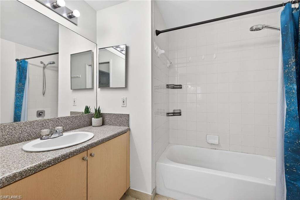 1200 Reserve WAY 105 photo 20